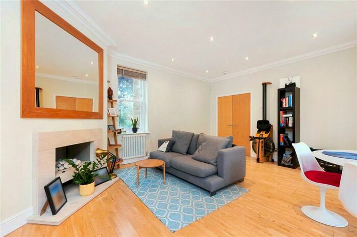 3 Bedroom End Of Terrace House To Rent In Riversdale Road, London, N5