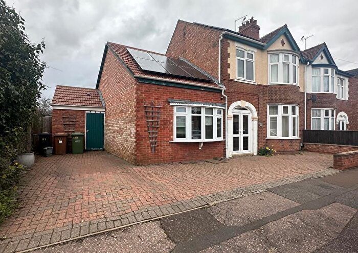 4 Bedroom Property To Rent In Cecil Road, Dogsthorpe, Peterborough, PE1