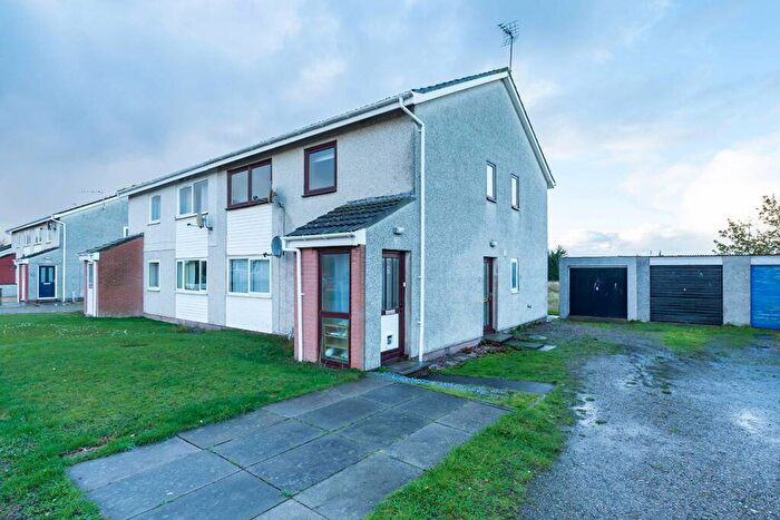 2 Bedroom Flat For Sale In Milnefield Avenue, Elgin, IV30