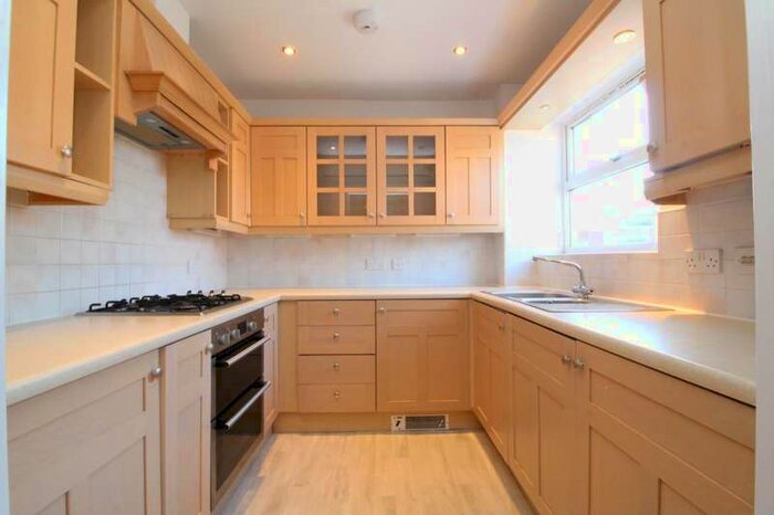 2 Bedroom Apartment To Rent In New Barns Avenue, Chorlton, M21