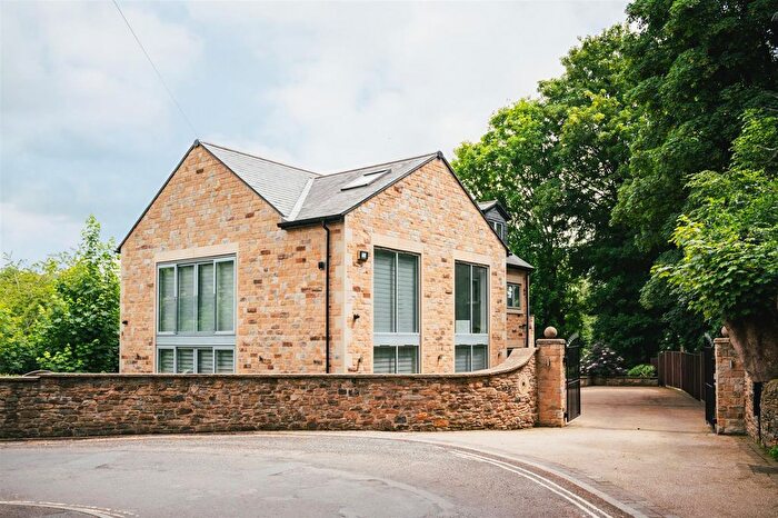 4 Bedroom Detached House For Sale In Soaper Lane, Dronfield, S18