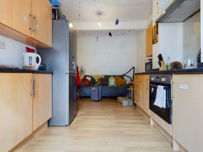 5 Bedroom House To Rent In Elm Grove, Brighton, BN2