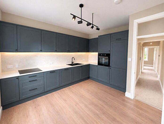 3 Bedroom Apartment To Rent In Dukes Ride, Crowthorne, Berkshire, RG45