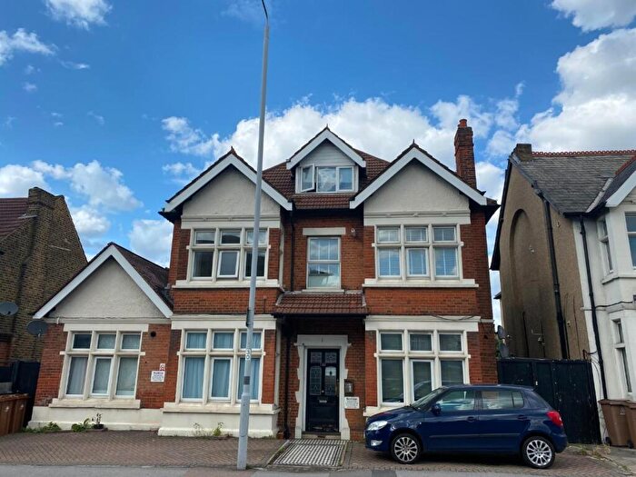 1 Bedroom Flat To Rent In Carshalton Road, Sutton, SM1