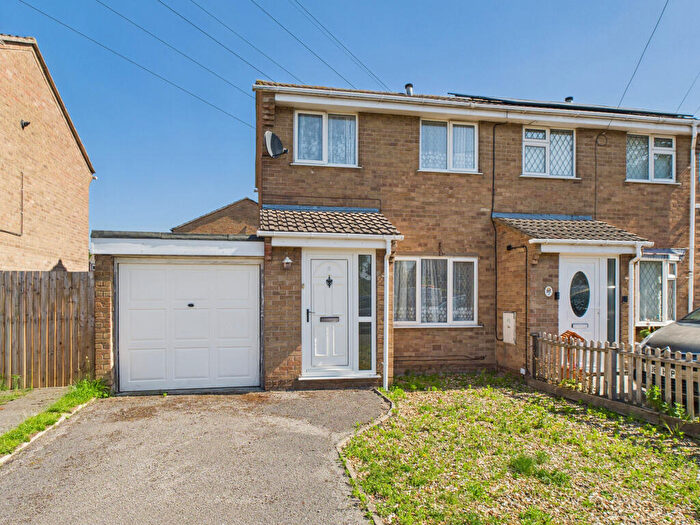 2 Bedroom Semi-Detached House For Sale In Dulverton Avenue, Stenson Fields, DE24