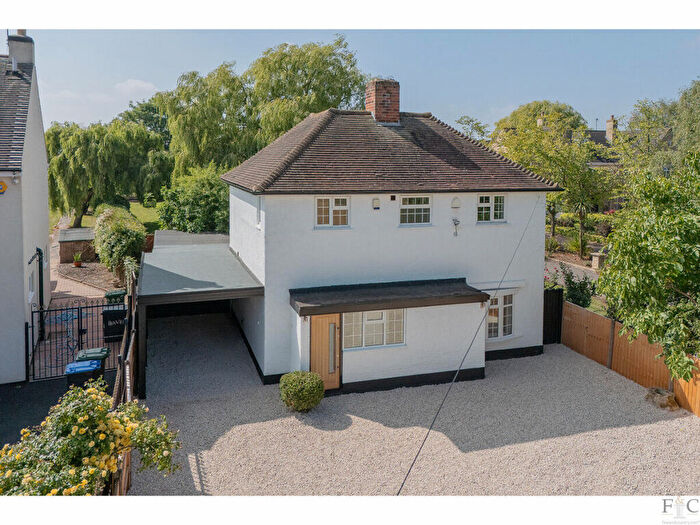 4 Bedroom Detached House For Sale In Uppingham Road, Leicester, LE7