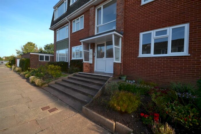 2 Bedroom Flat To Rent In Salmon Pool Lane, Exeter, EX2