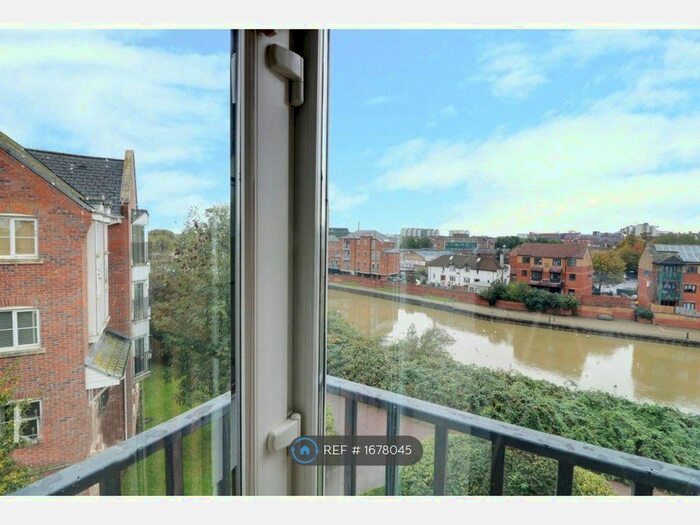 2 Bedroom Flat To Rent In Smiths Court, Northampton, NN4