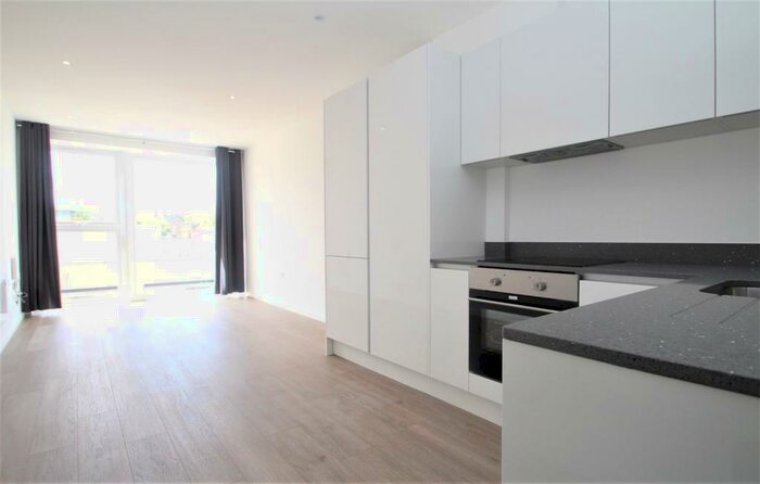 1 Bedroom Apartment To Rent In Selden Hill, Hemel Hempstead, HP2