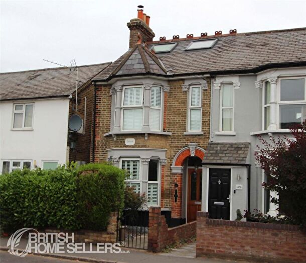 3 Bedroom End Of Terrace House For Sale In Rye Road, Hoddesdon, Hertfordshire, EN11