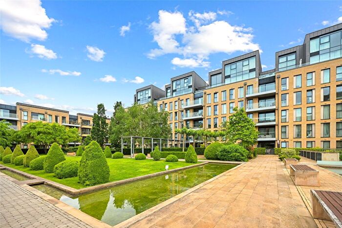 2 Bedroom Flat To Rent In Central Avenue, London, SW6