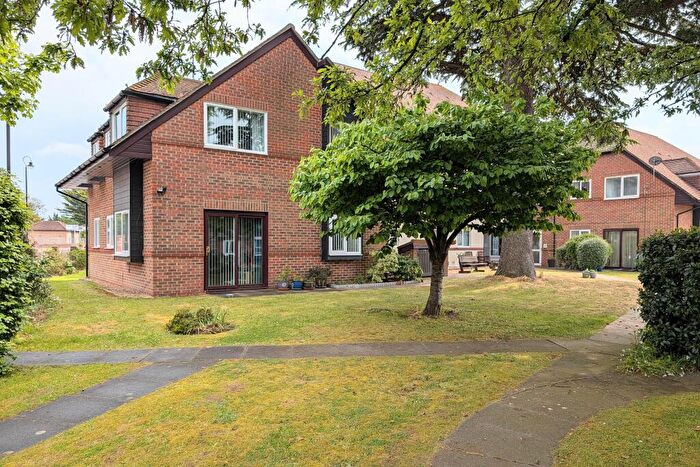 1 Bedroom Retirement Property For Sale In Cedar Court, Fareham, PO16