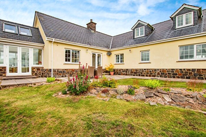 4 Bedroom Bungalow For Sale In Penuwch, Tregaron, Ceredigion, SY25