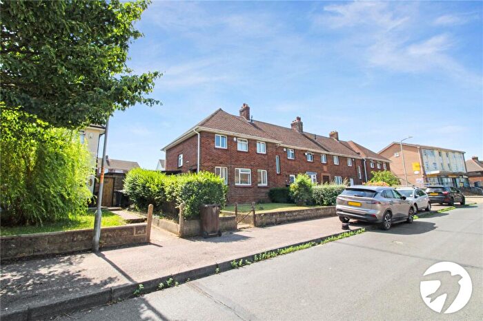 3 Bedroom End Of Terrace House To Rent In Freeman Road, Gravesend, Kent, DA12