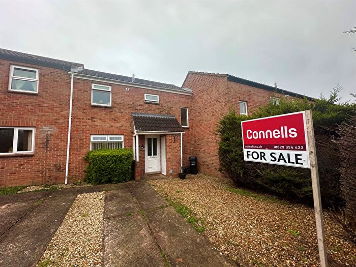 2 Bedroom Terraced House For Sale In Franklin Close, Taunton, TA2