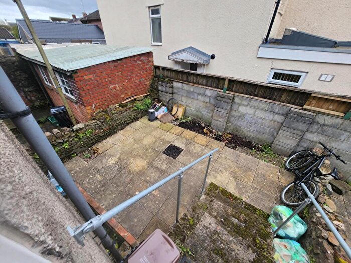 4 Bedroom Apartment To Rent In Richards Street, Cardiff, CF24