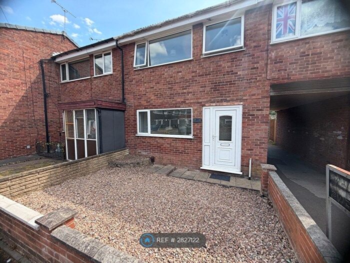 3 Bedroom Semi-Detached House To Rent In Honeywood Drive, Nottingham, NG3