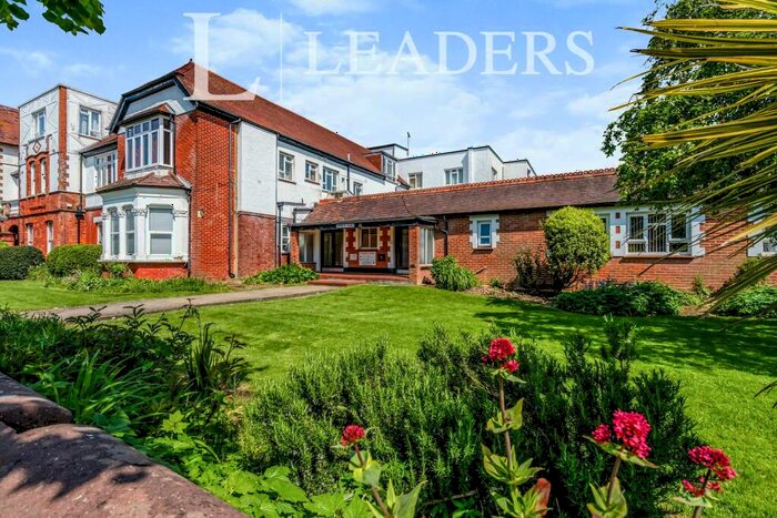 1 Bedroom Apartment To Rent In Victoria Drive, PO21