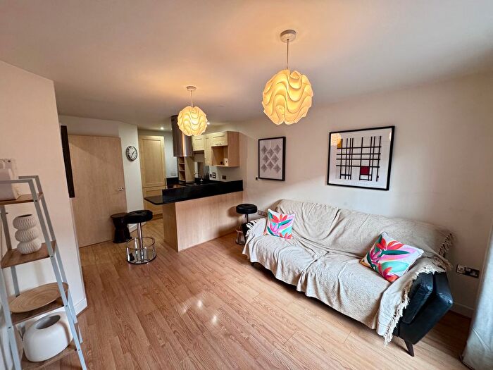 2 Bedroom Flat To Rent In The Gallery, Nottingham, NG7