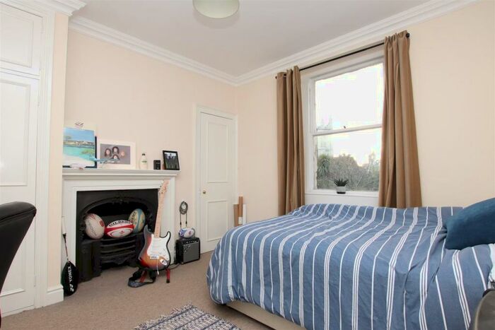 6 Bedroom House To Rent In Belvedere, Bath, BA1