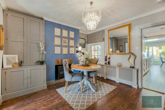 5 Bedroom Detached House For Sale In Stanstead Road, Hoddesdon, EN11