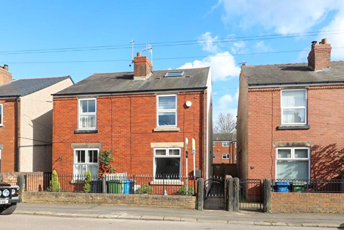 3 Bedroom Property For Sale In Heaton Street, Chesterfield, S40