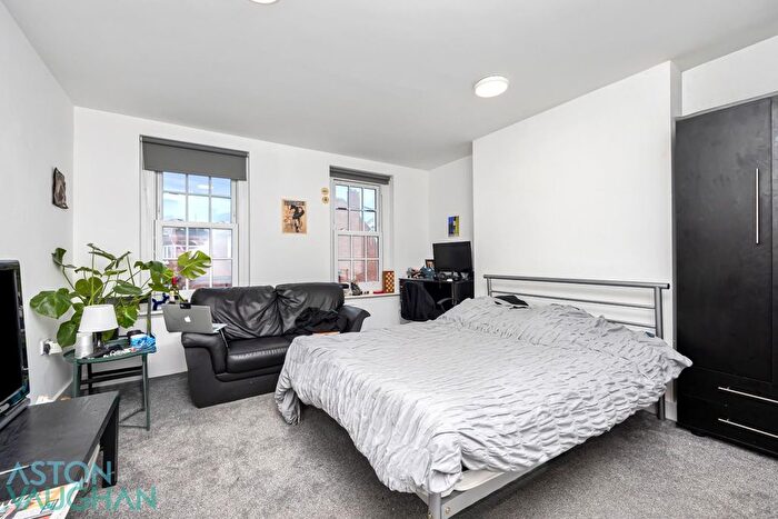 4 Bedroom Flat To Rent In Melville Road, Hove, BN3