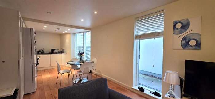 1 Bedroom Apartment To Rent In Allsop Place, Regents Park, NW8