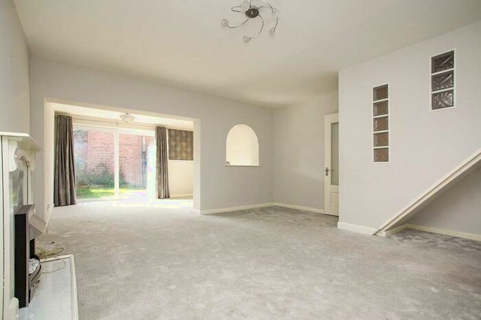 3 Bedroom Terraced House To Rent In John Knight Road, Bedworth, Warwickshire, CV12