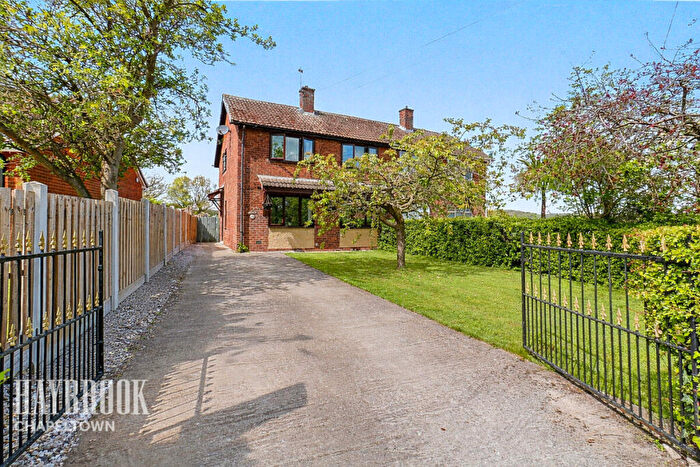 3 Bedroom Semi-Detached House For Sale In Occupation Road, Harley, S62