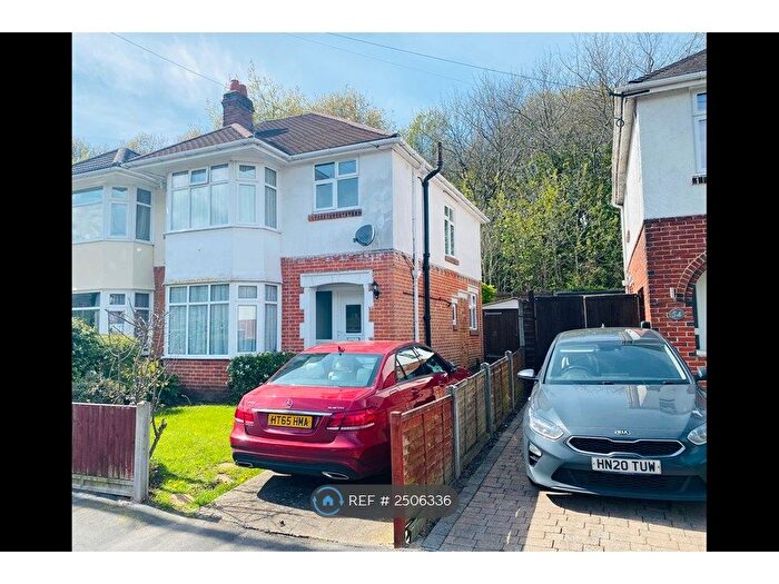 3 Bedroom Semi-Detached House To Rent In Dale Valley Road, Southampton, SO16