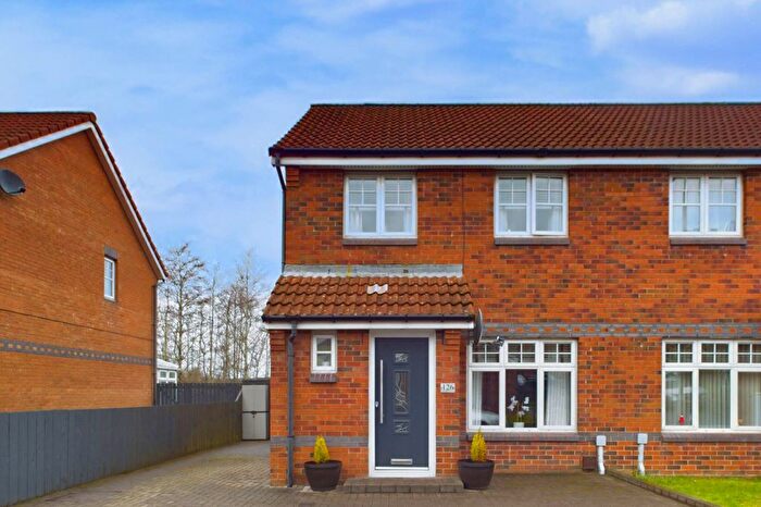 3 Bedroom Semi-Detached House For Sale In Lammermuir Way, Chapelhall, ML6