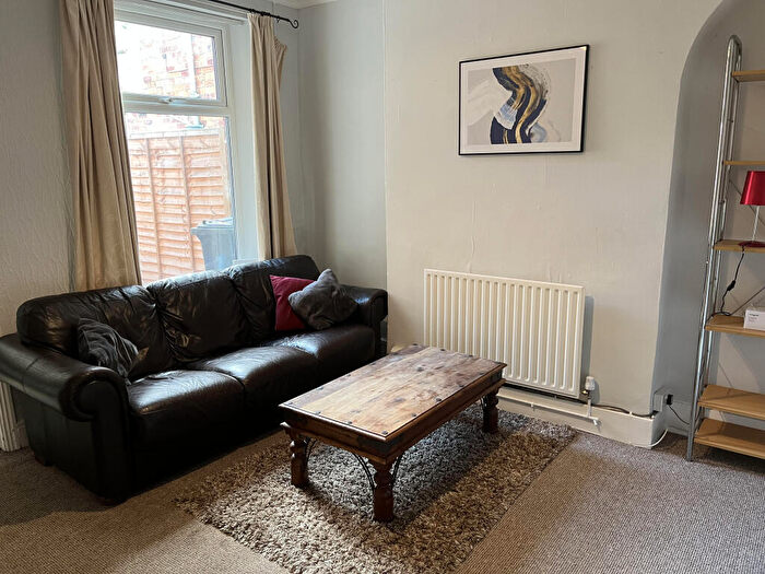 4 Bedroom Terraced House To Rent In Spacious Bed // All Ensuite // Jul, LN2
