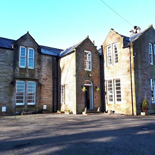 5 Bedroom House To Rent In Rigg House, DG4