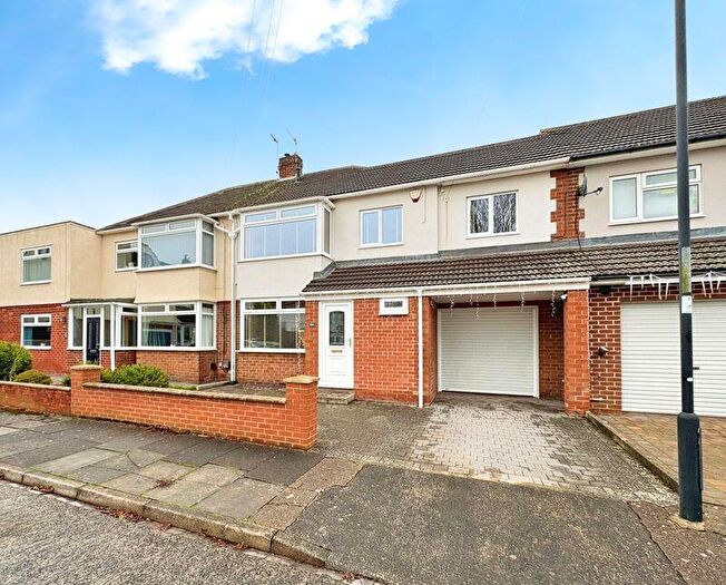 4 Bedroom Semi-Detached House For Sale In Northfield Drive, Newcastle Upon Tyne, NE12