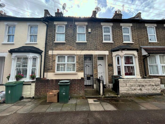 3 Bedroom Terraced House To Rent In Faringford Road, London, E15