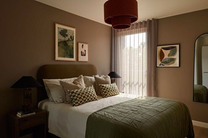 2 Bedroom Apartment To Rent In Anchor Works, Dumballs Road, CF10