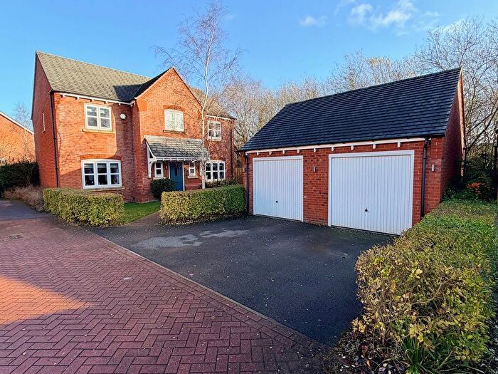 5 Bedroom Detached House For Sale In Elmwood Avenue, Essington, Wolverhampton, WV11