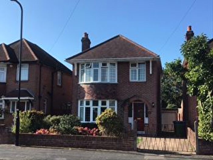 3 Bedroom Detached House To Rent In Taunton Drive, Southampton, SO18