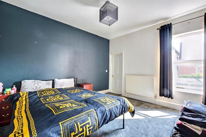 2 Bedroom Semi-Detached House For Sale In Co-Operative Street, Long Eaton, NG10