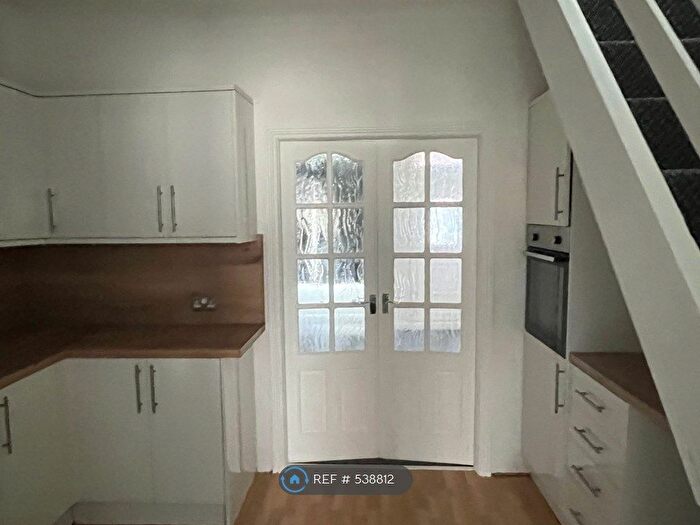 2 Bedroom Terraced House To Rent In Essex Street, Hull, HU4