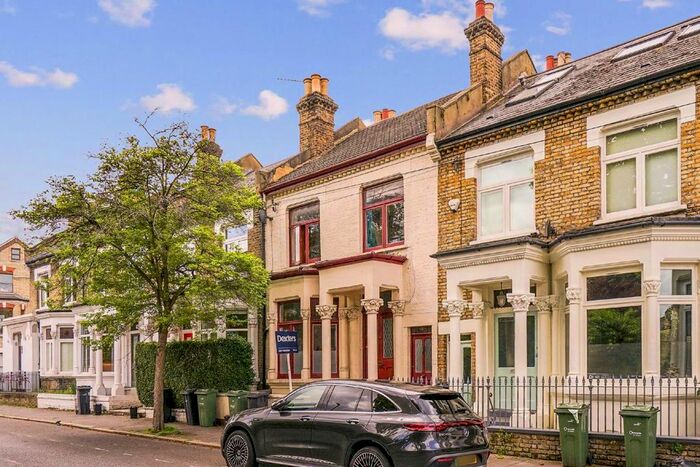 4 Bedroom Property To Rent In Branksome Road, London, SW2