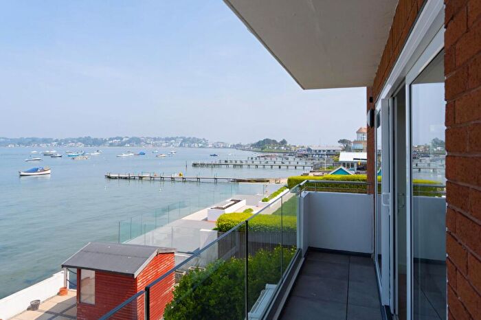 3 Bedroom Apartment To Rent In Panorama Road, Poole, BH13