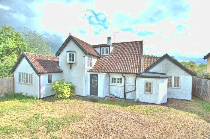 4 Bedroom Detached House To Rent In Royston Road, Harston, Cambridge, CB22