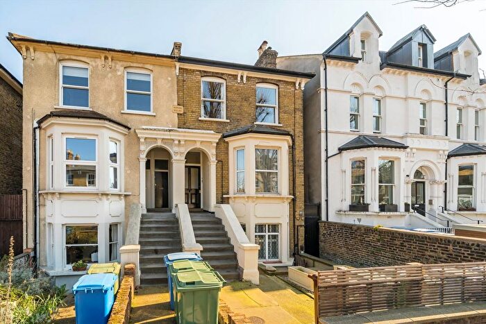 2 Bedroom Flat For Sale In Barry Road, East Dulwich, SE22