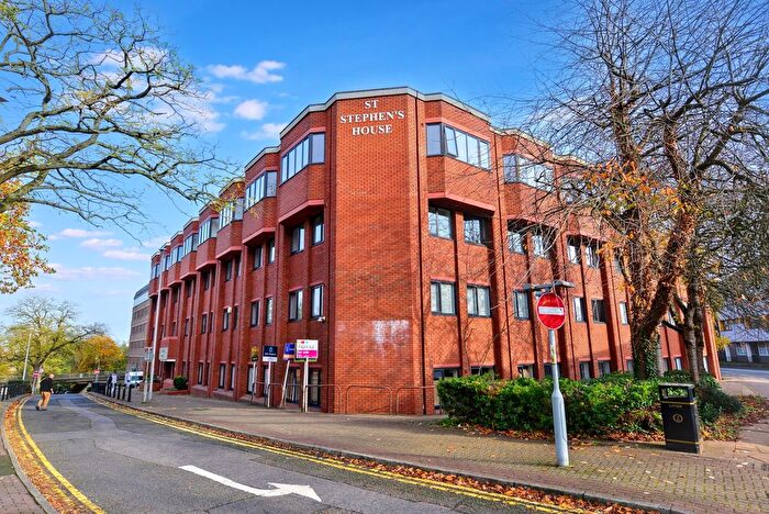 2 Bedroom Flat To Rent In Prospect Hill, Redditch, B97