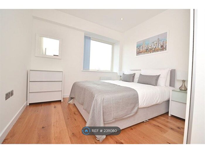 1 Bedroom Flat To Rent In Union House, Hayes, UB3