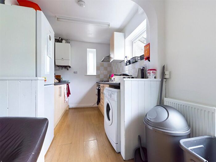 4 Bedroom Terraced House To Rent In Nyetimber Hill, Brighton, BN2