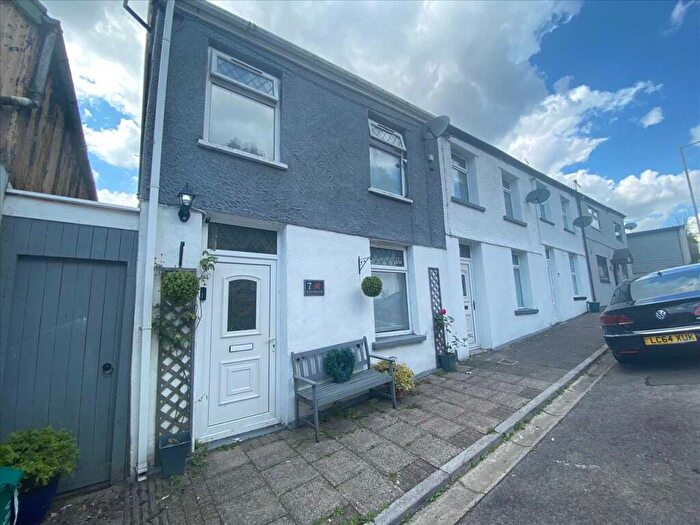 2 Bedroom End Of Terrace House For Sale In Sunnybank, Tonypandy, CF40