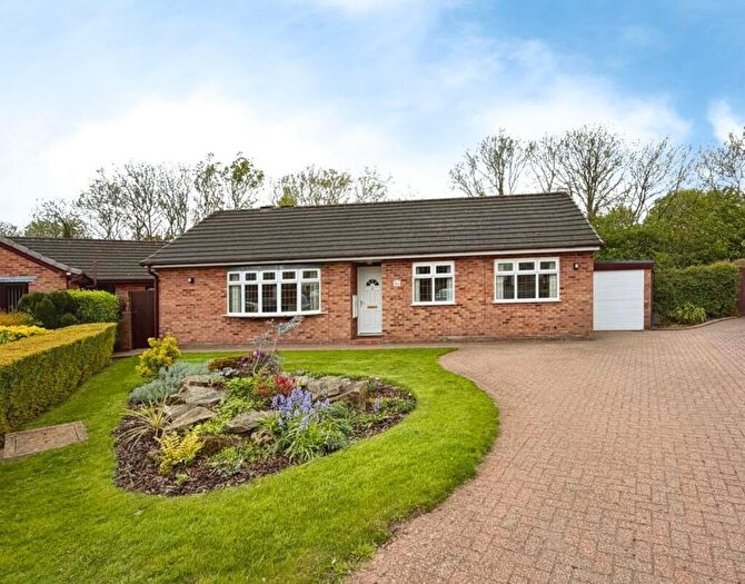 2 Bedroom Detached Bungalow For Sale In Eagle Lane, Little Sutton, CH66